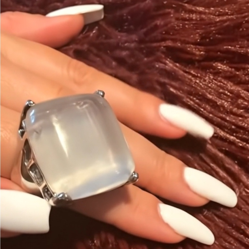 Elegant Silver and White Stone Ring
